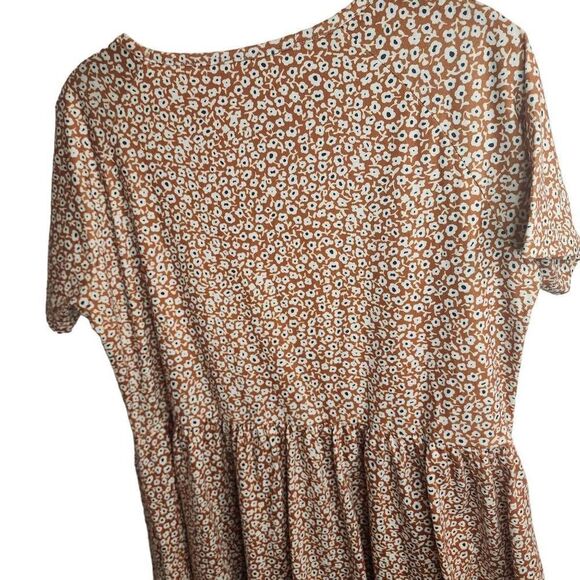 Tickled Teal Boho Poppy Print Fall Floral Short Sleeve Top Size Medium - Picture 7 of 9